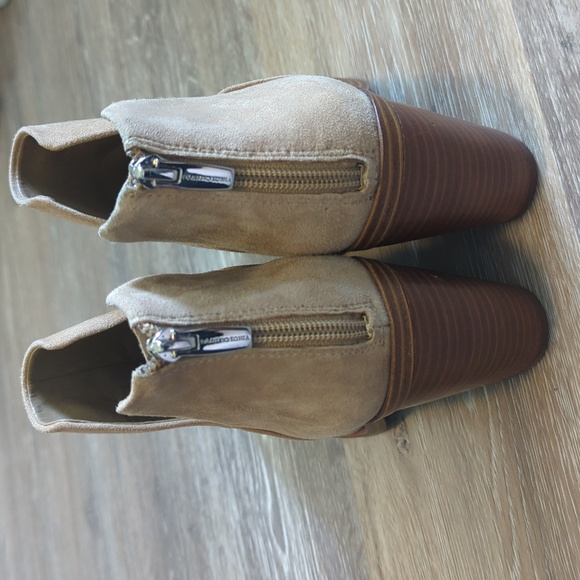 Vince camuto suede Gigietta booties - Picture 2 of 5